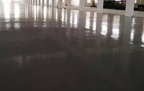 廠房使用環氧地坪漆有哪些好處？如何正確施工？